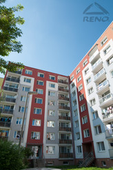 Pronájem zrekonstruovaného bytu 1+kk v centru města Lovosice